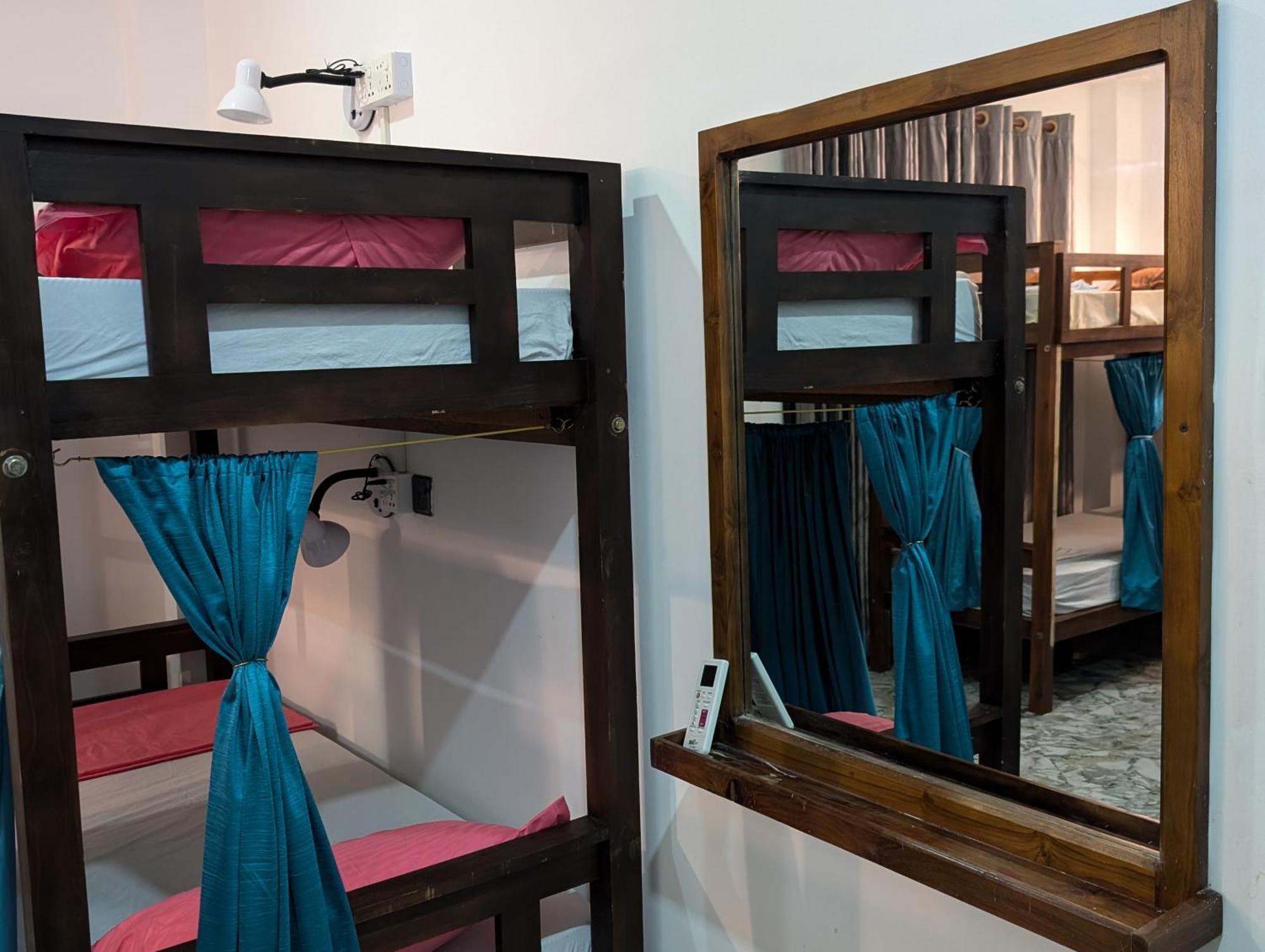 Auberge de jeunesse Costels Mirissa Chambre photo
